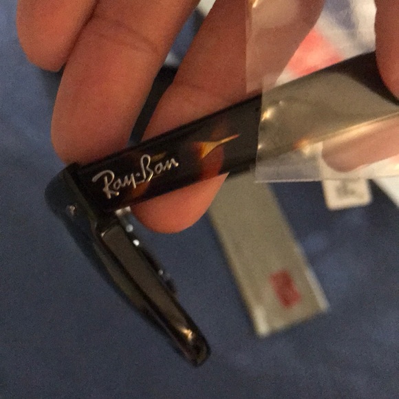 Ray Bans - Picture 3 of 5